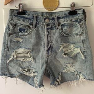 American eagle 90s boyfriend shorts